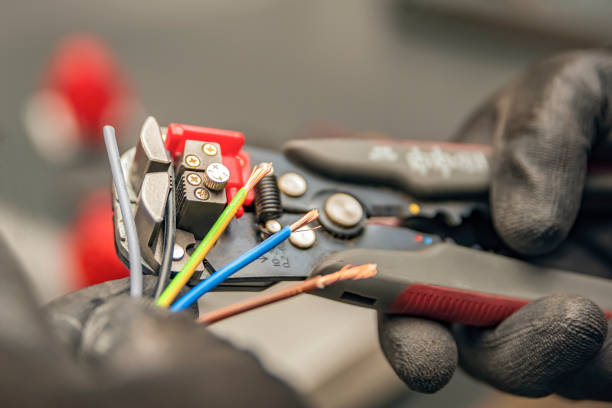 Best Circuit Breaker Repair  in Riverview, MI